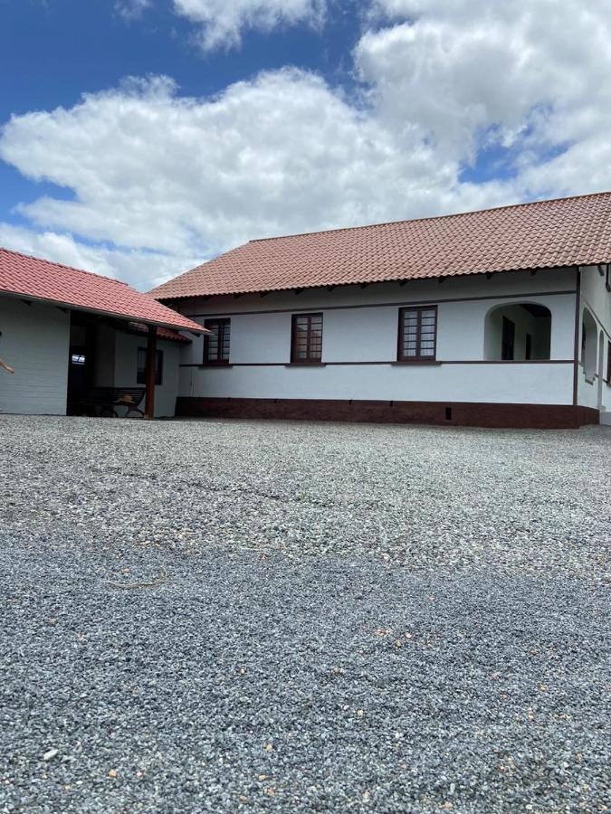 Casa Colonial Em Rio Dos Cedros Villa Exteriör bild